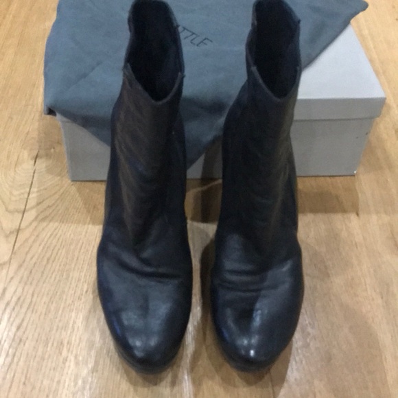 LD Tuttle The Pop Black Leather Platform Booties - Picture 2 of 10